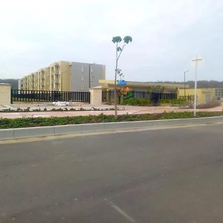 Apto Con Club De Playa Al Norte De *